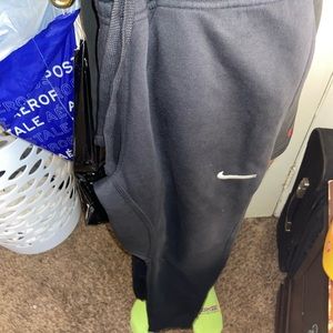 NIKE “Standard Fit” SweatPants